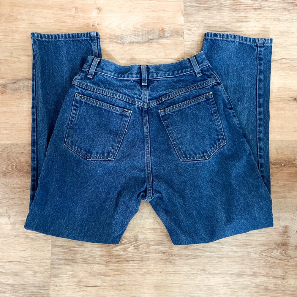 L.L. Bean Women’s Relaxed Fit Blue Jeans, Tapered Leg Mom Jeans, Classic Vintage
